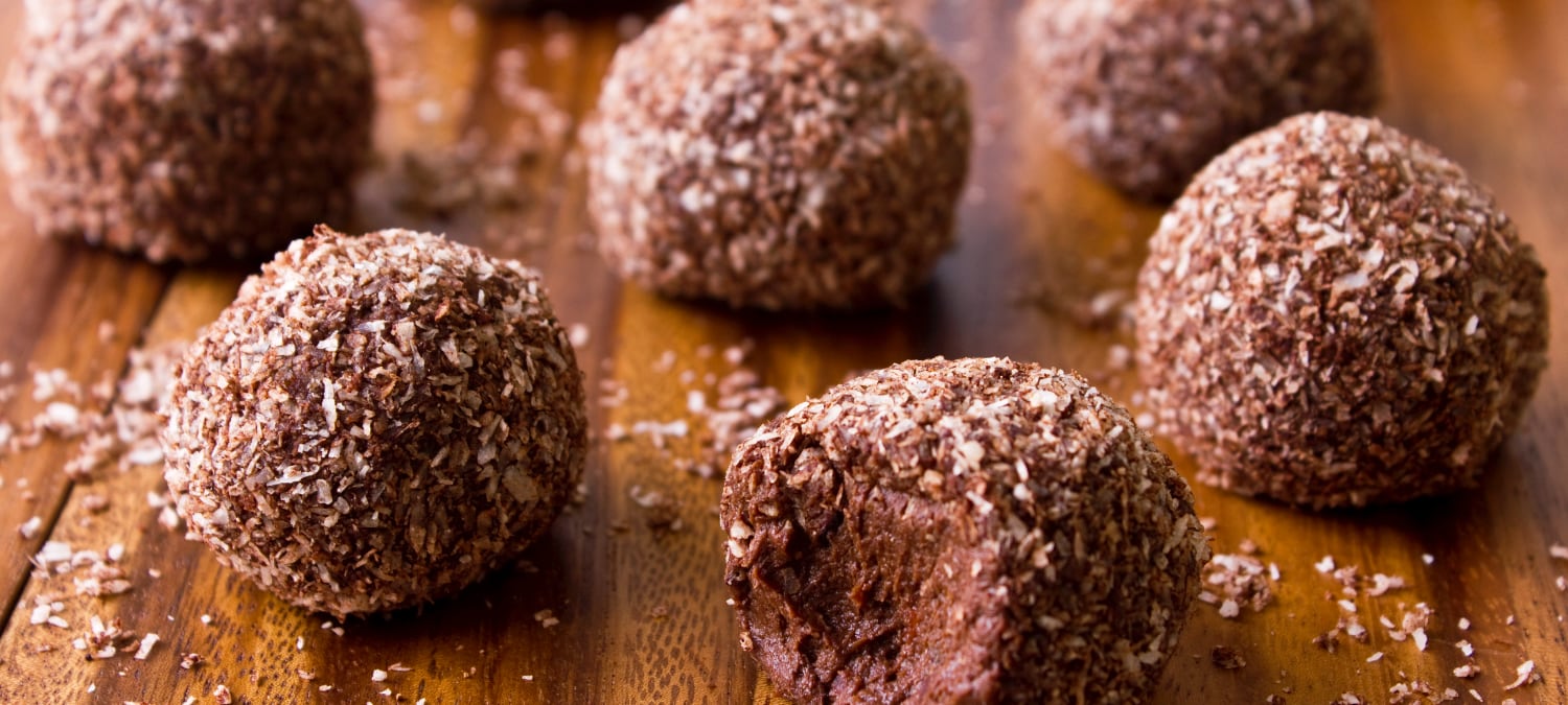 NO BAKE DARK CHOCOLATE COCONUT COOKIES